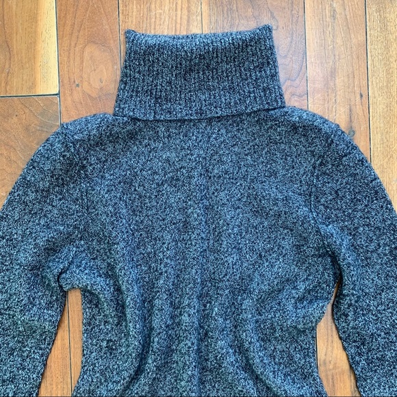 Aqua 100% Cashmere Turtleneck Sweater XS - Picture 2 of 6